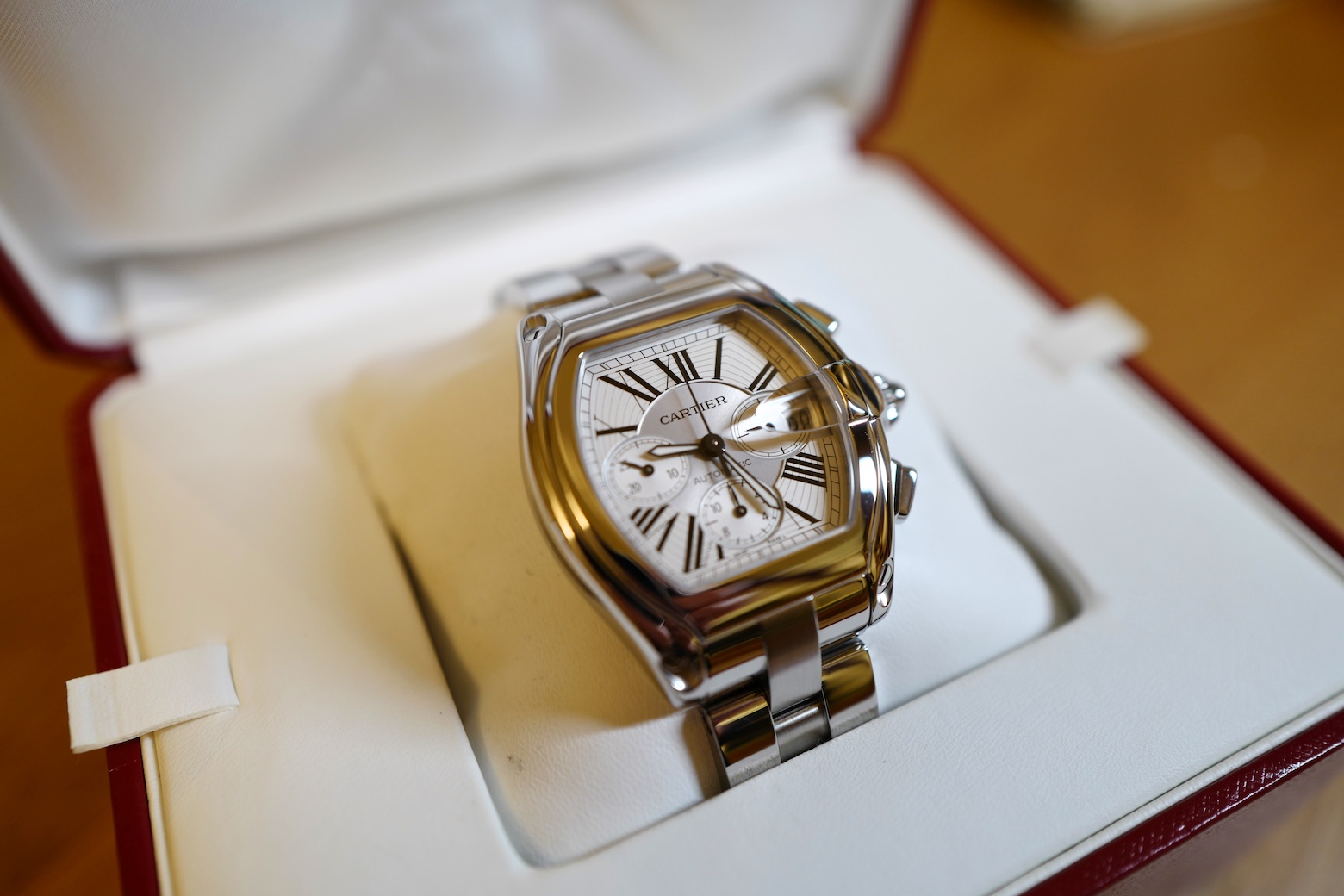 cartier roadster 43mm